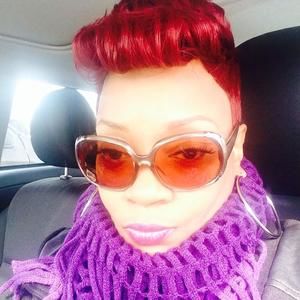 Meet your Posher, Katina